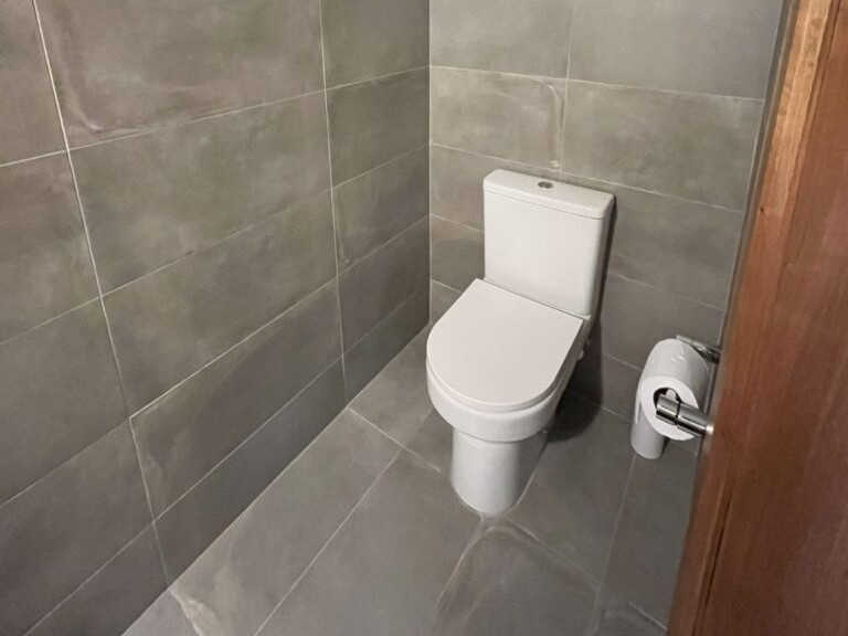 IMG_2726-scaled-e1684427871710-768x1024