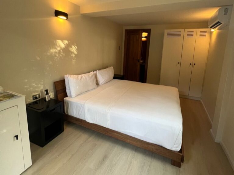 PHOTO-2024-05-15-17-35-04-2-768x1024